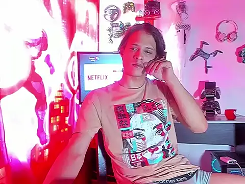 LilOwen  online show from 13, 6, 2026