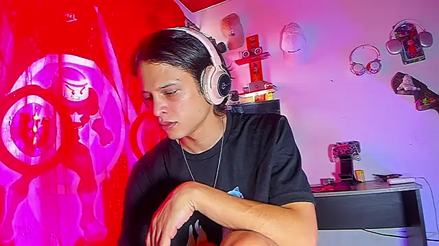 LilOwen  online show from 26, 6, 2026