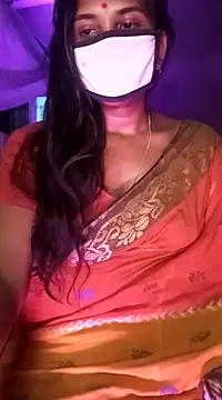 Snapshot of Greenchilli17 chatting on 2, 3, 2025 Greenchilli17 online show from 2, 3, 2025