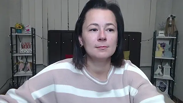 MarieSho online show from 3, 10, 2025