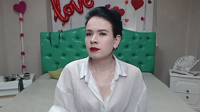 Snapshot of JasmineKouch chatting on 17, 4, 2026 JasmineKouch online show from 17, 4, 2026