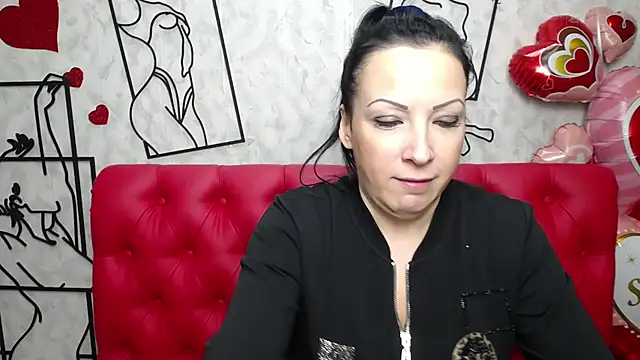 ElizabethSho online show from 16, 3, 2025