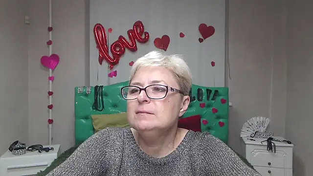 EmiliaGree online show from 8, 10, 2025