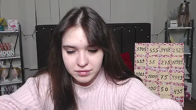 LauraHlot online show from 7, 2, 2025