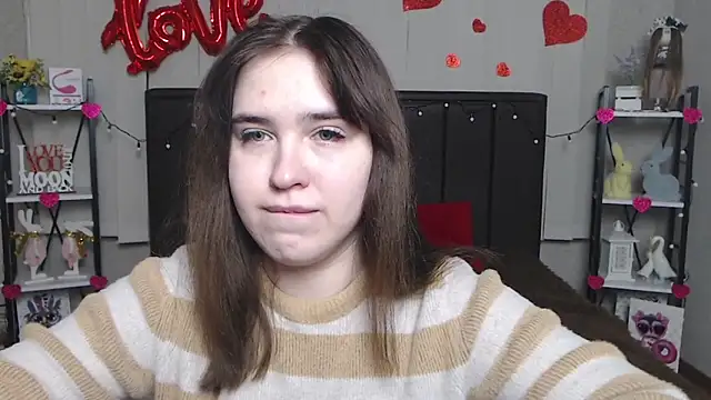 LauraHlot online show from 17, 2, 2025