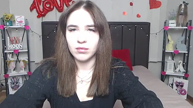 LauraHlot online show from 19, 3, 2025