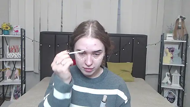 LauraHlot online show from 29, 9, 2025