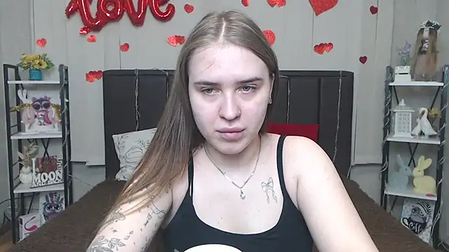 LauraHlot online show from 23, 5, 2026