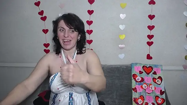 LuciaMii online show from 15, 2, 2025