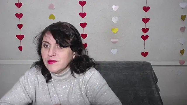 LuciaMii online show from 17, 2, 2025