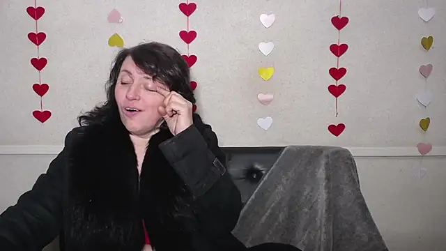 LuciaMii online show from 18, 2, 2025