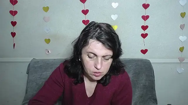 LuciaMii online show from 25, 2, 2025