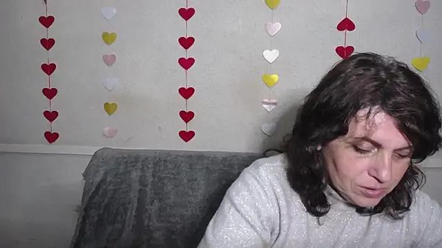 LuciaMii online show from 6, 3, 2025