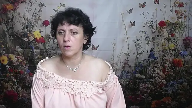 LuciaMii online show from 19, 9, 2025