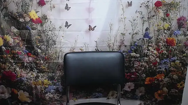 LuciaMii online show from 27, 9, 2025