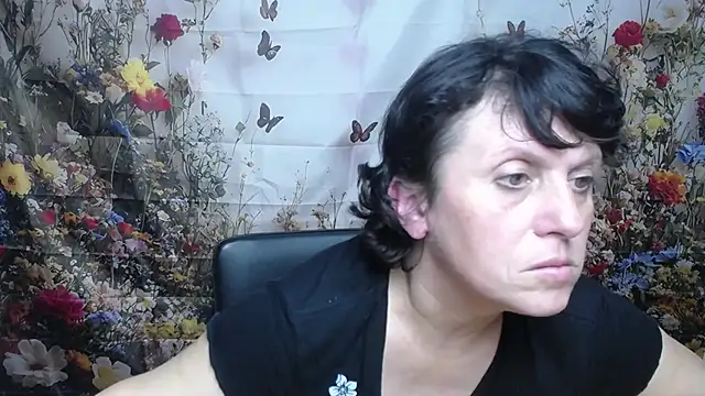 LuciaMii online show from 30, 9, 2025