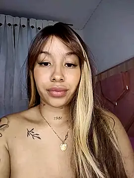 MarieLeon online show from 26, 2, 2025