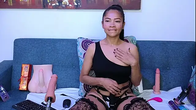 Snapshot of anellejones chatting on 21, 2, 2025 anellejones online show from 21, 2, 2025