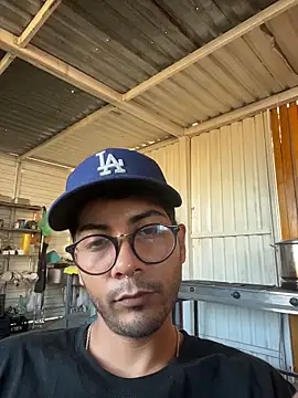 CrazyApachw online show from 22, 3, 2026