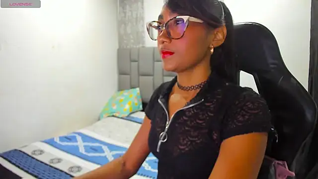 MurphyAngelina online show from 5, 6, 2026