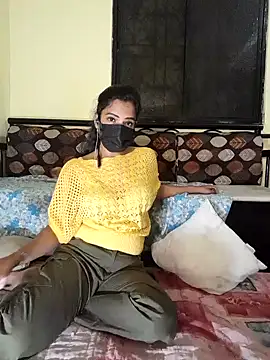 Snapshot of Nitya-Mahesh chatting on 4, 12, 2024 Nitya-Mahesh online show from 4, 12, 2024