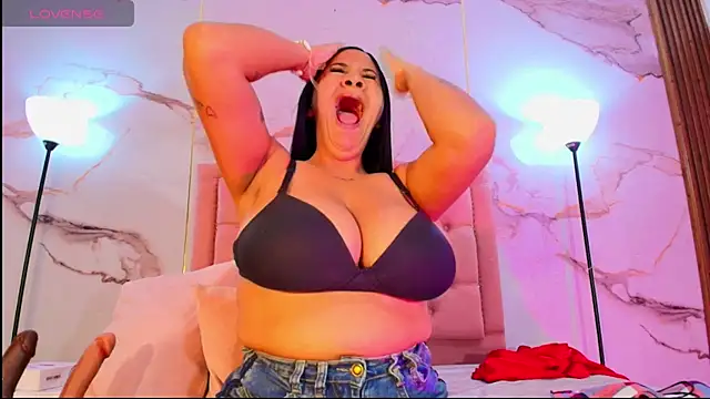 Snapshot of La_indiia chatting on 27, 2, 2026 La indiia online show from 27, 2, 2026