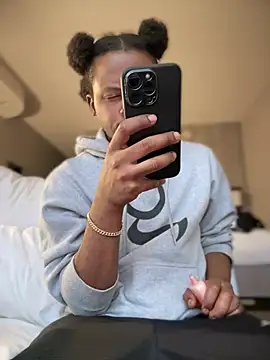 Snapshot of MobyDxck chatting on 3, 1, 2025 MobyDxck online show from 3, 1, 2025