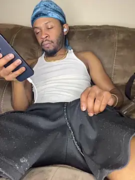 Snapshot of MobyDxck chatting on 8, 3, 2025 MobyDxck online show from 8, 3, 2025