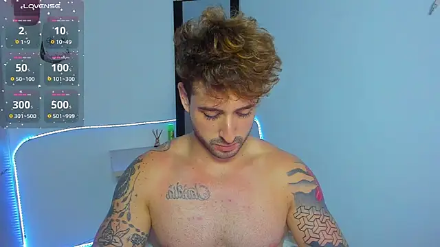 Snapshot of Ares_blue chatting on 27, 9, 2025 Ares blue online show from 27, 9, 2025