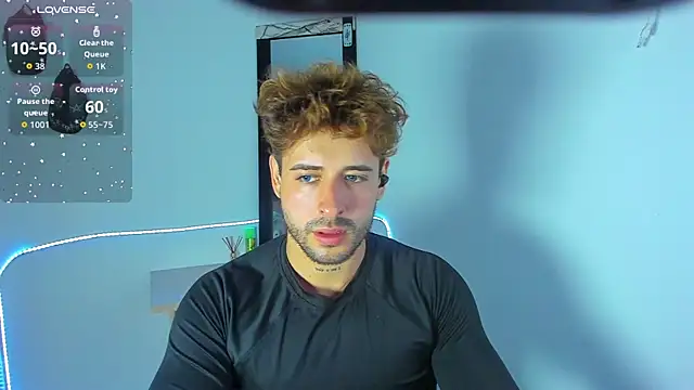 Snapshot of Ares_blue chatting on 1, 10, 2025 Ares blue online show from 1, 10, 2025