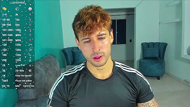 Snapshot of Ares_blue chatting on 11, 11, 2025 Ares blue online show from 11, 11, 2025