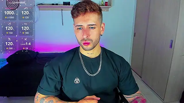 Snapshot of Ares_blue chatting on 20, 11, 2025 Ares blue online show from 20, 11, 2025