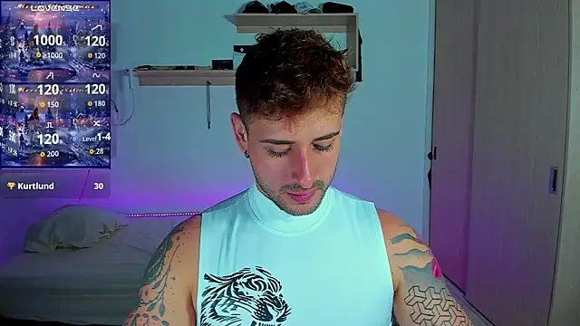 Snapshot of Ares_blue chatting on 24, 11, 2025 Ares blue online show from 24, 11, 2025