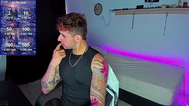 Snapshot of Ares_blue chatting on 27, 11, 2025 Ares blue online show from 27, 11, 2025