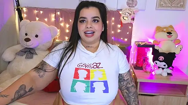 Snapshot of MiahJoness chatting on 15, 7, 2026 MiahJoness online show from 15, 7, 2026