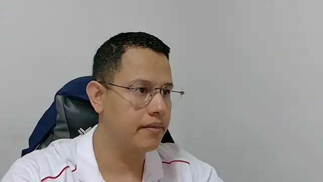 LiamVidal online show from 17, 6, 2026