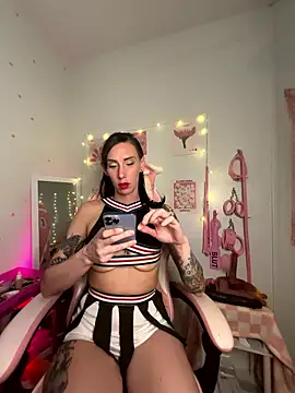 Snapshot of averietheangel chatting on 11, 1, 2026 averietheangel online show from 11, 1, 2026