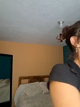 Tomoe b online show from 13, 1, 2025