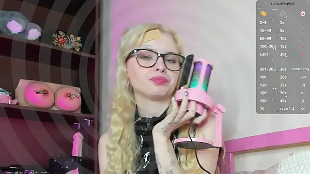 MisssLola online show from 14, 2, 2025