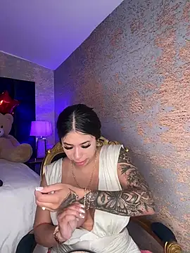 kiim taaylor online show from 13, 2, 2025