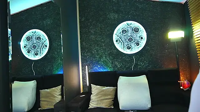 Snapshot of MassimoWalton2 chatting on 9, 3, 2025 MassimoWalton2 online show from 9, 3, 2025