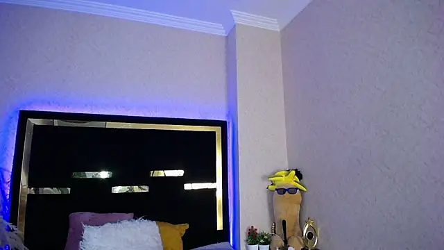 Bunny O online show from 4, 10, 2025