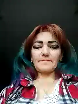 Snapshot of SweetLeila40 chatting on 2, 1, 2025 SweetLeila40 online show from 2, 1, 2025