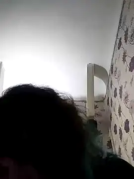 Snapshot of SweetLeila40 chatting on 6, 2, 2025 SweetLeila40 online show from 6, 2, 2025