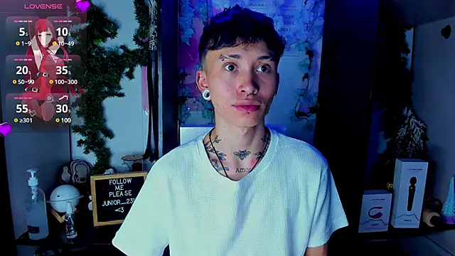 Snapshot of juniior_2311_ chatting on 11, 3, 2025 juniior 2311 online show from 11, 3, 2025