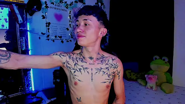 Snapshot of juniior_2311_ chatting on 9, 9, 2025 juniior 2311 online show from 9, 9, 2025