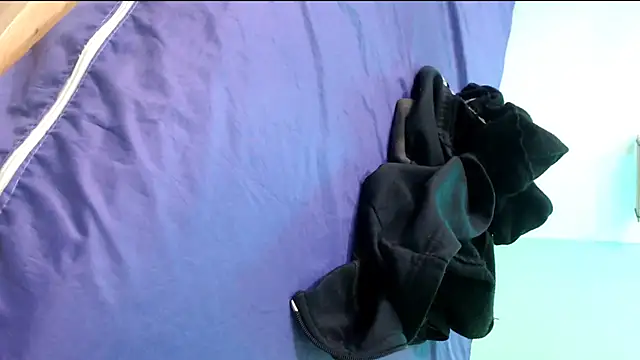 evaleribigtits18 online show from 18, 3, 2026