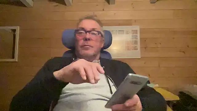 Snapshot of lelohop chatting on 24, 1, 2025 lelohop online show from 24, 1, 2025