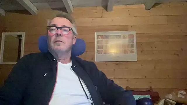 Snapshot of lelohop chatting on 3, 2, 2025 lelohop online show from 3, 2, 2025