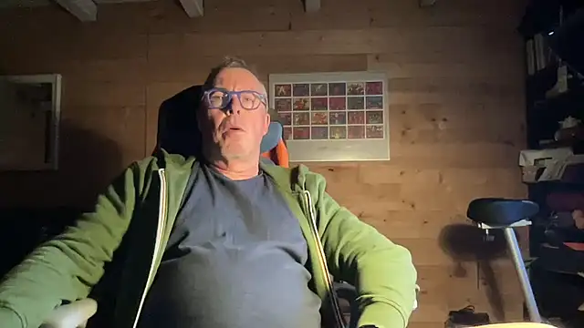 Snapshot of lelohop chatting on 5, 2, 2026 lelohop online show from 5, 2, 2026